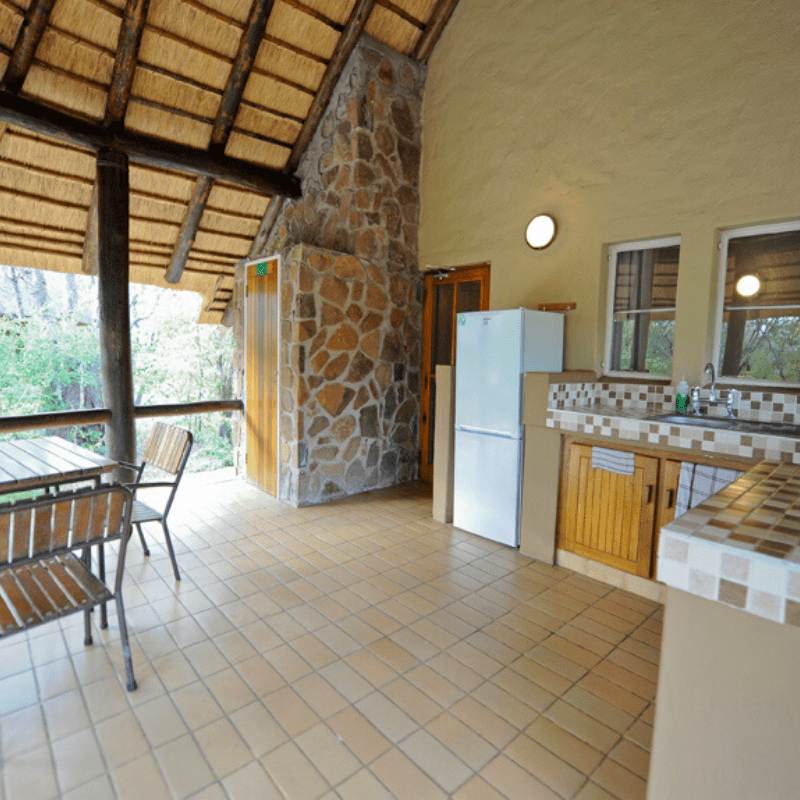 Mopani Bungalow kitchen area